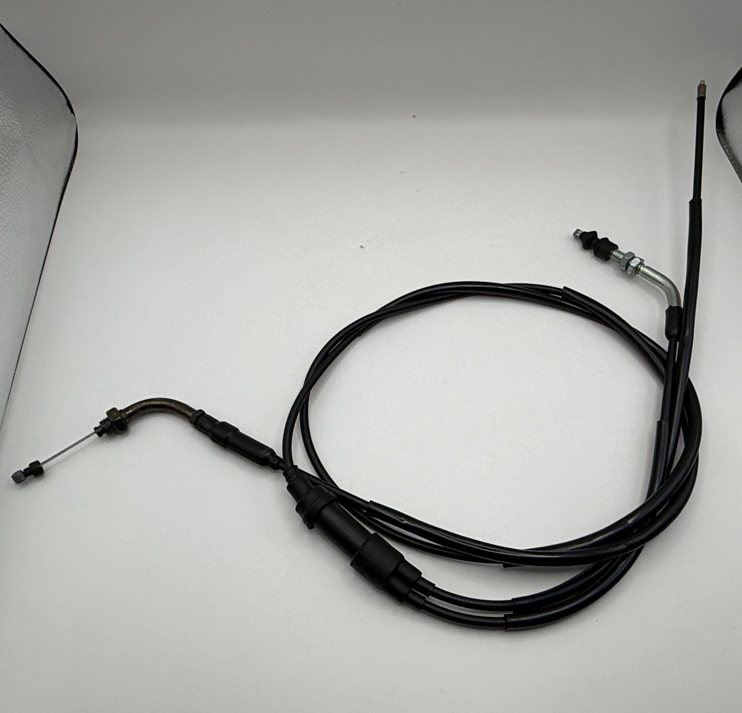 Rear Brake Cables - 081049H image