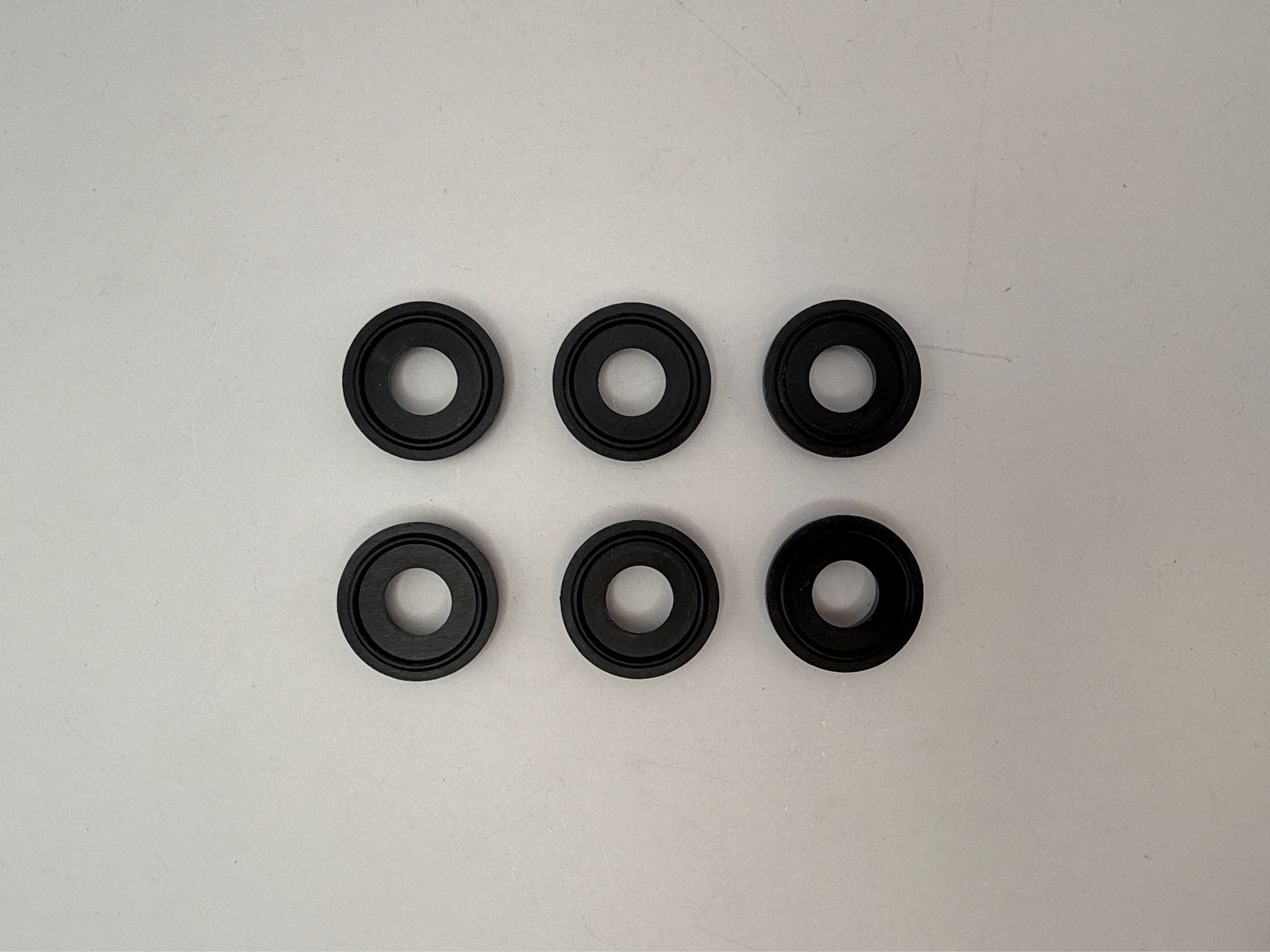 Cylinder Head Mounting Rubbers - 116401TX image