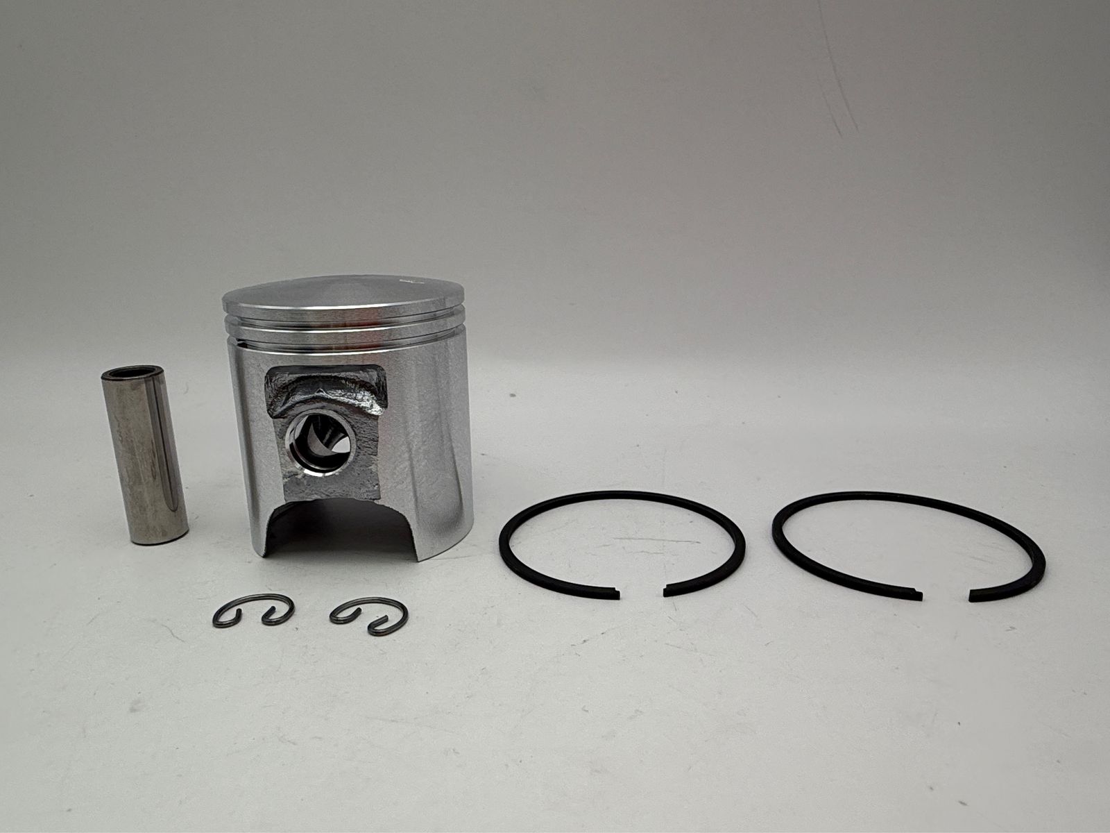 Athena Cast Pistons - 131130ACB image