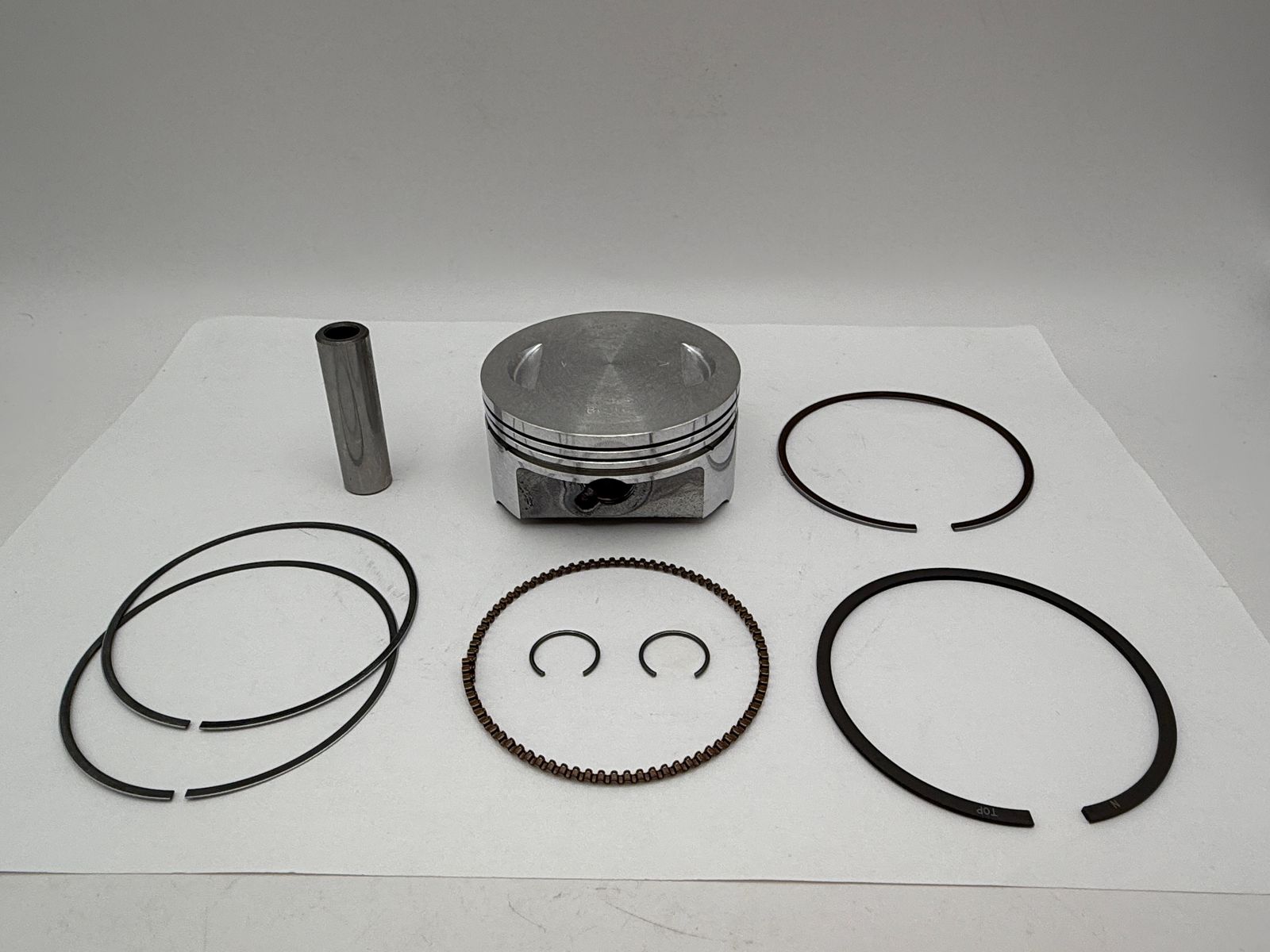 Athena Cast Pistons - 131225ACX image
