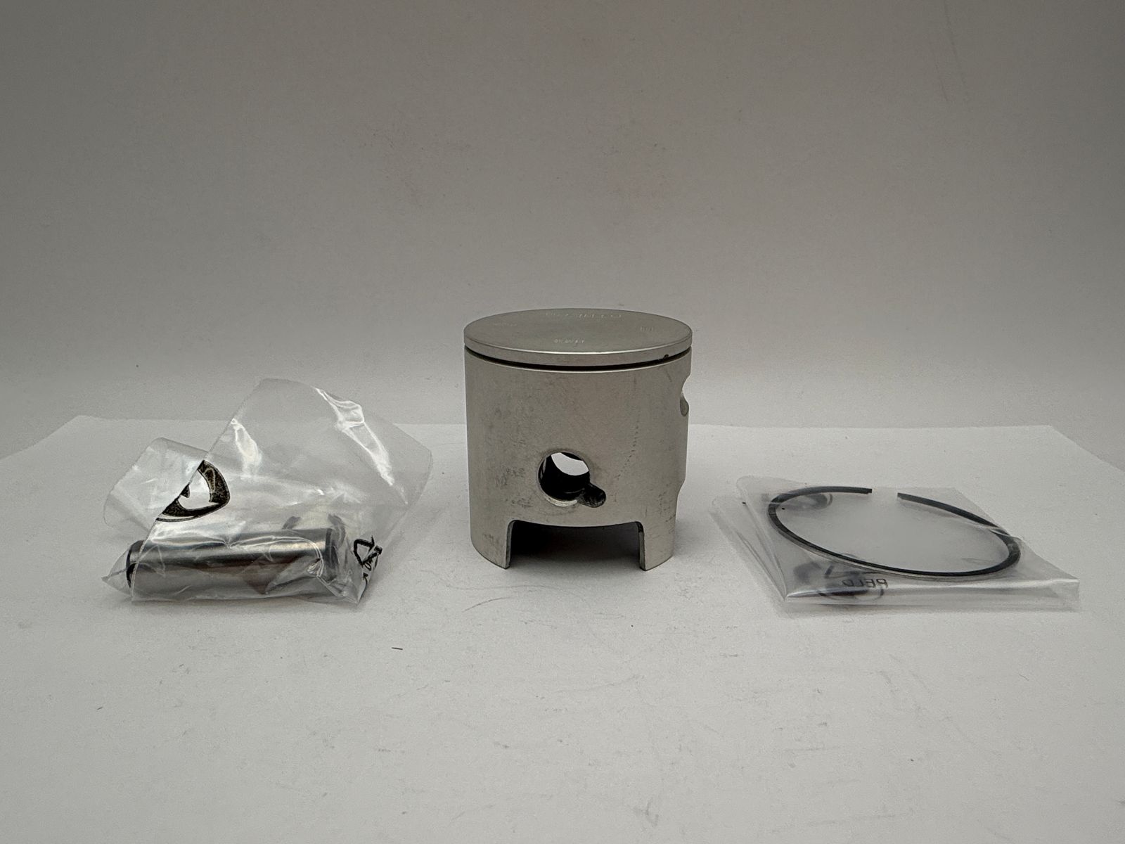 Athena Cast Pistons - 134003ACU image