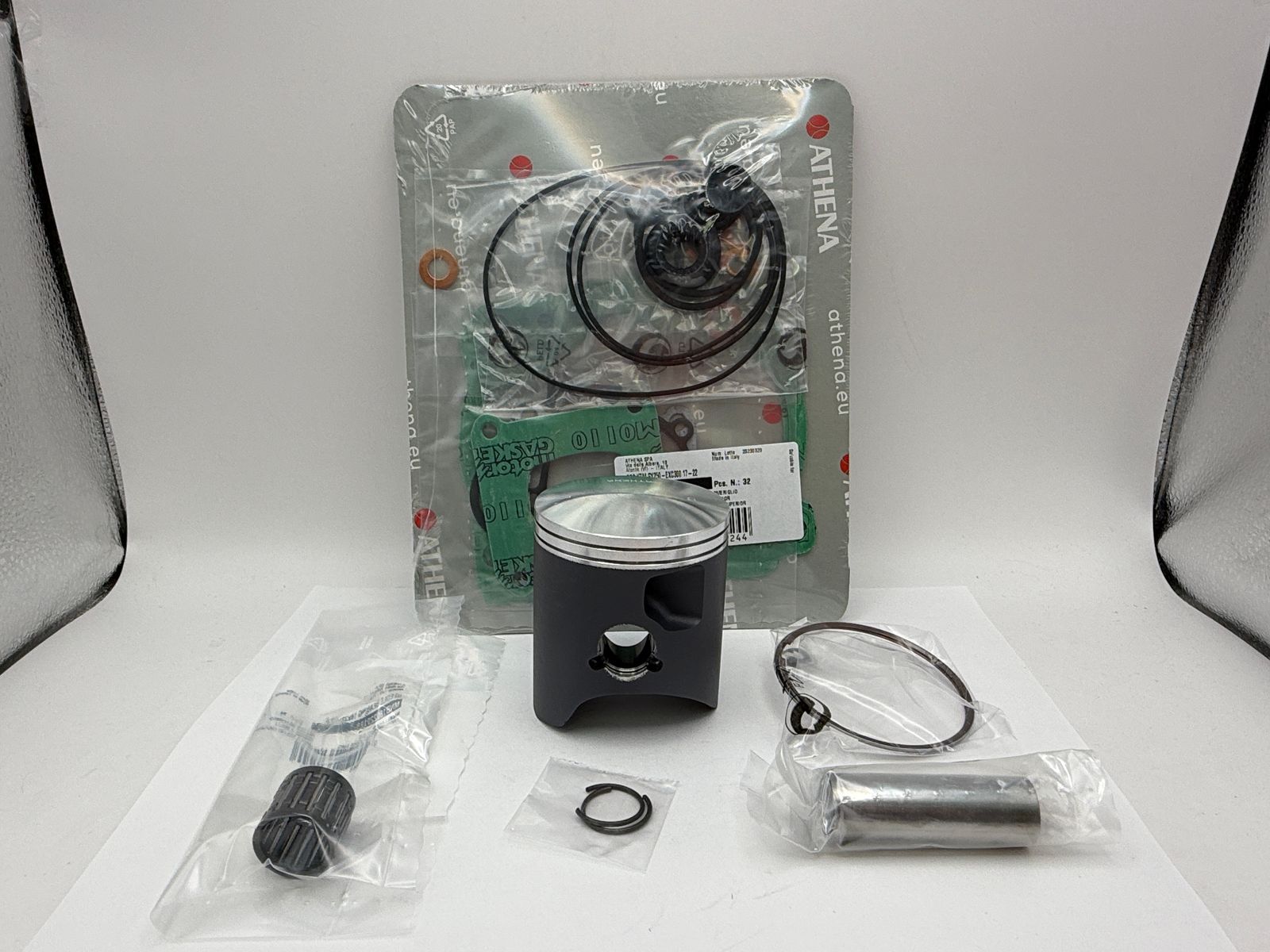 0 - 136544ACB image