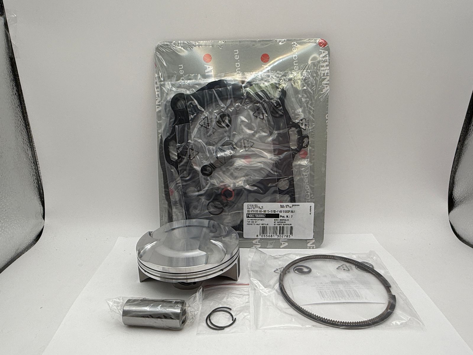 0 - 136560AZB image