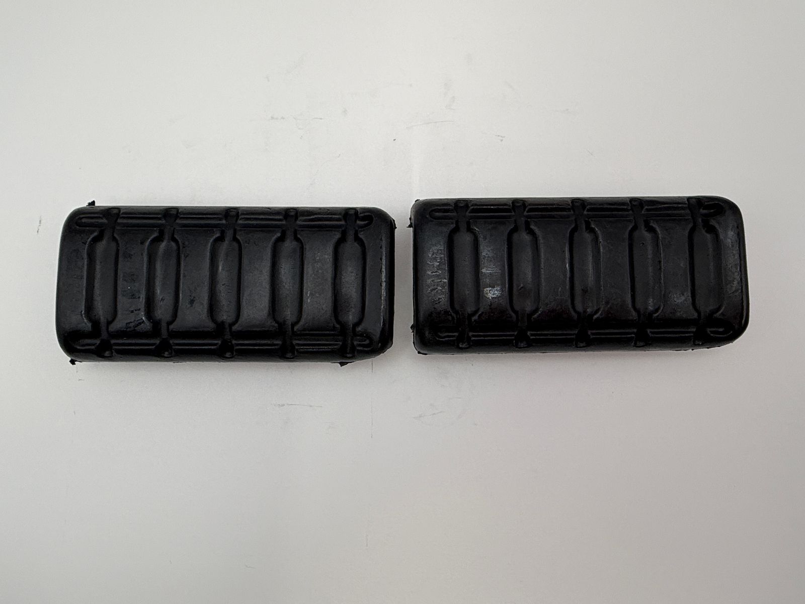 Footrest Rubbers - 251810H image