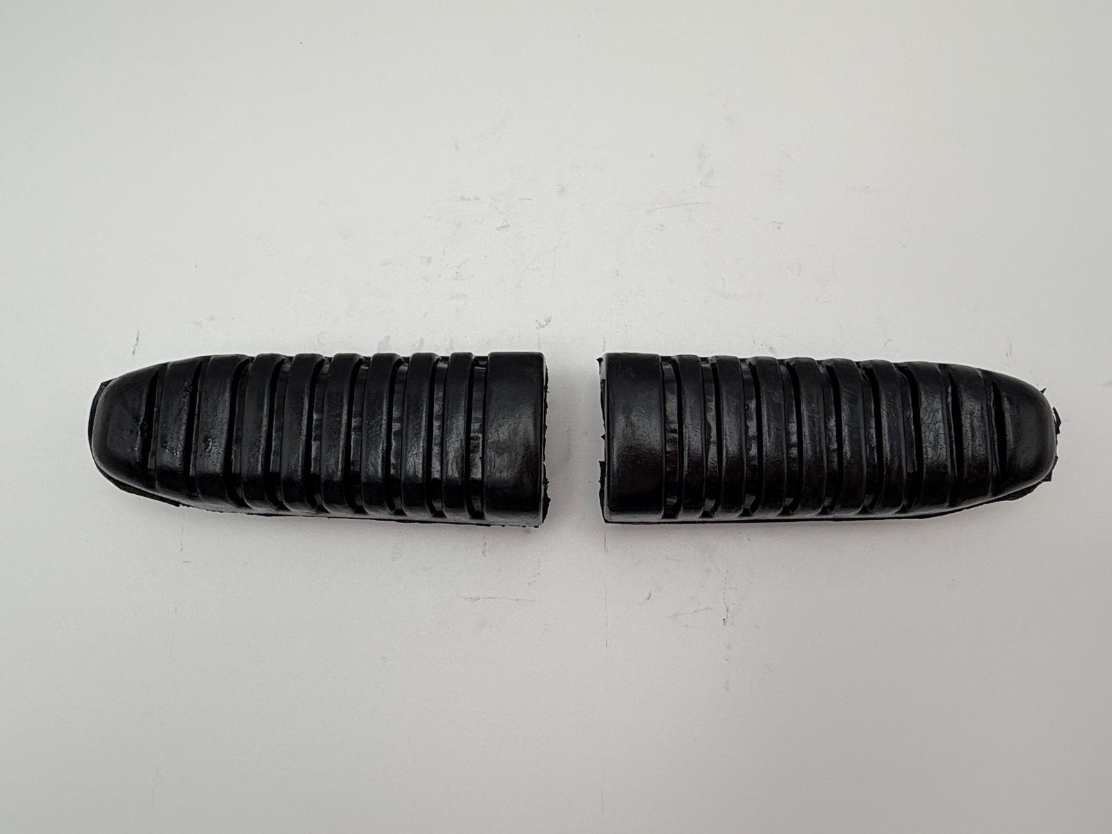 Footrest Rubbers - 253835H image