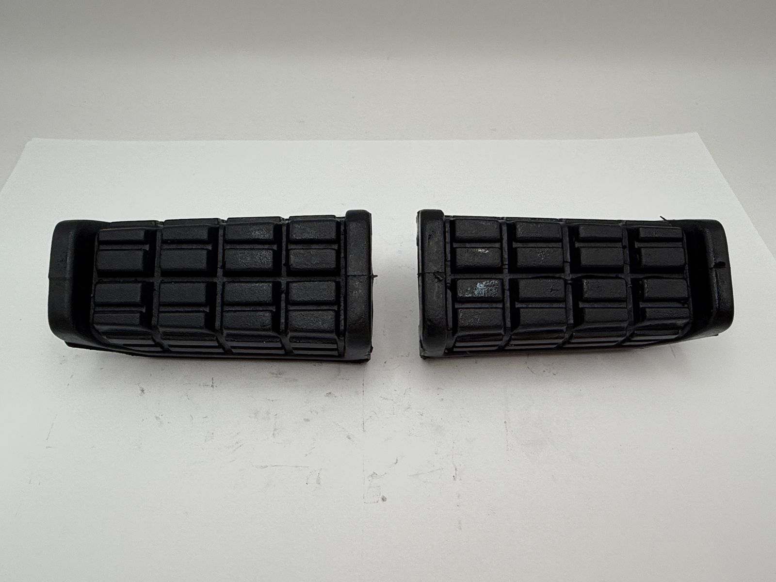 Footrest Rubbers - 254610H image