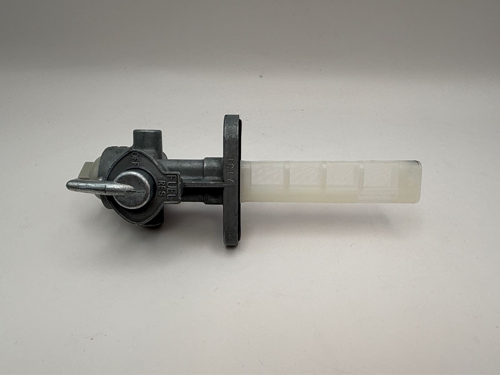 Tourmax Fuel Taps - 340313T image