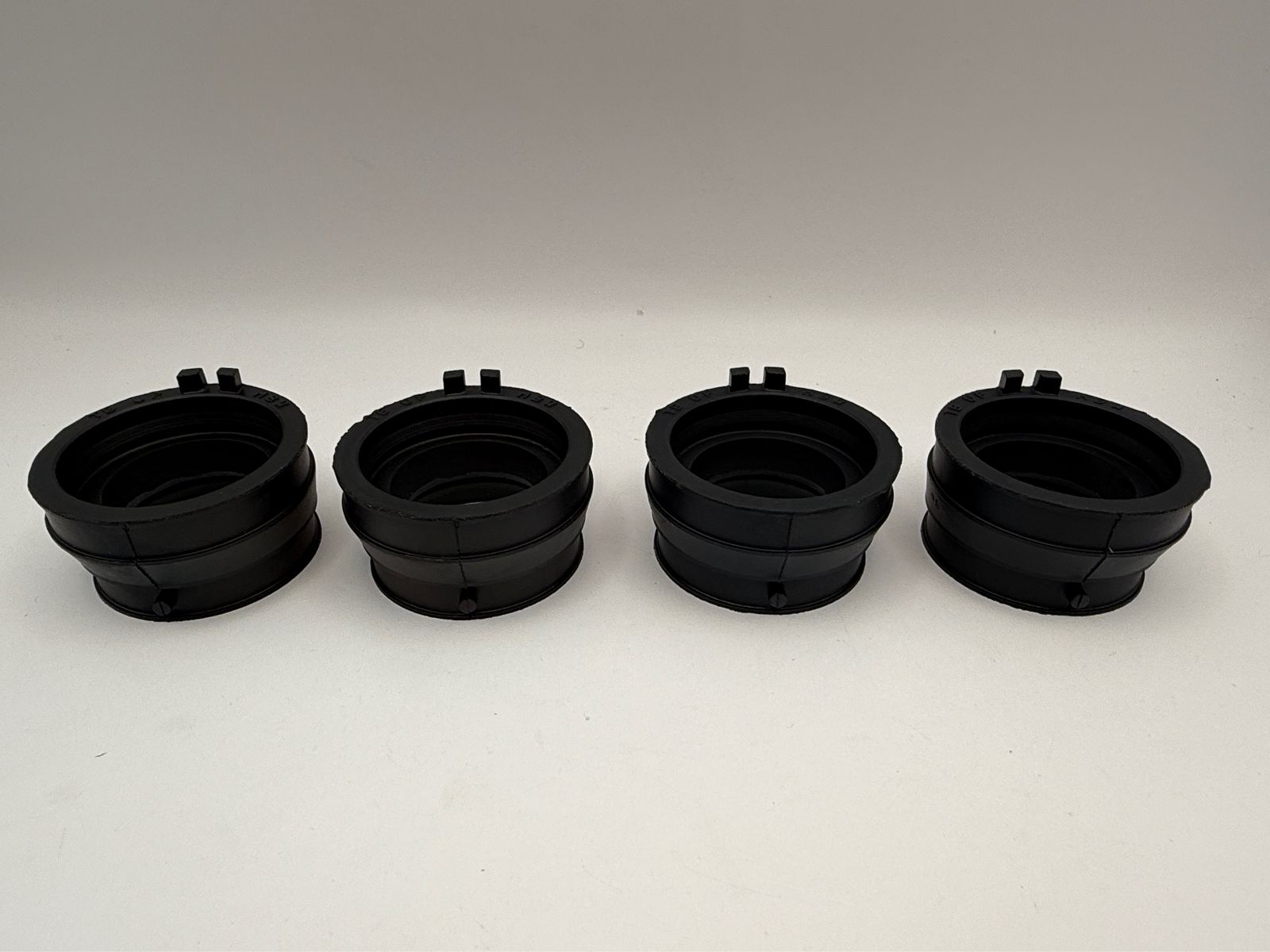 Tourmax Carb To Head Rubbers - 360108T image