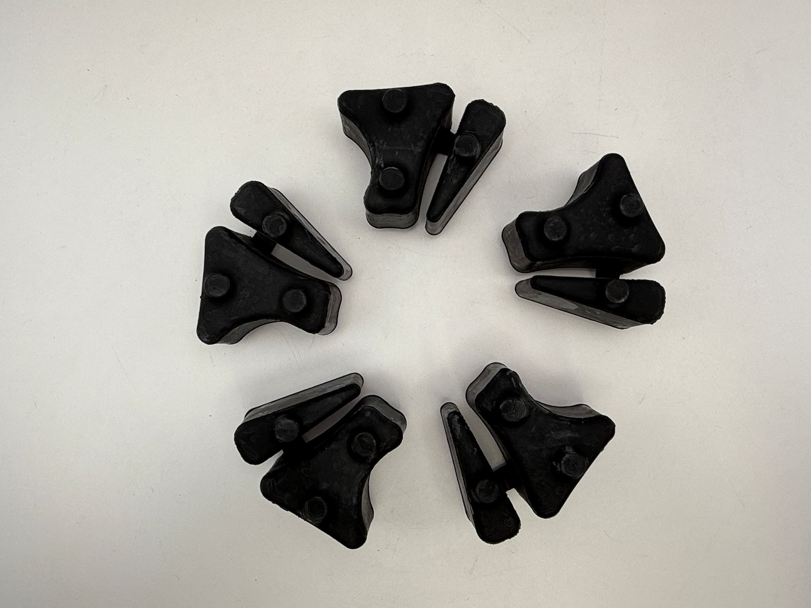 Sprocket Rubbers - 489187T image