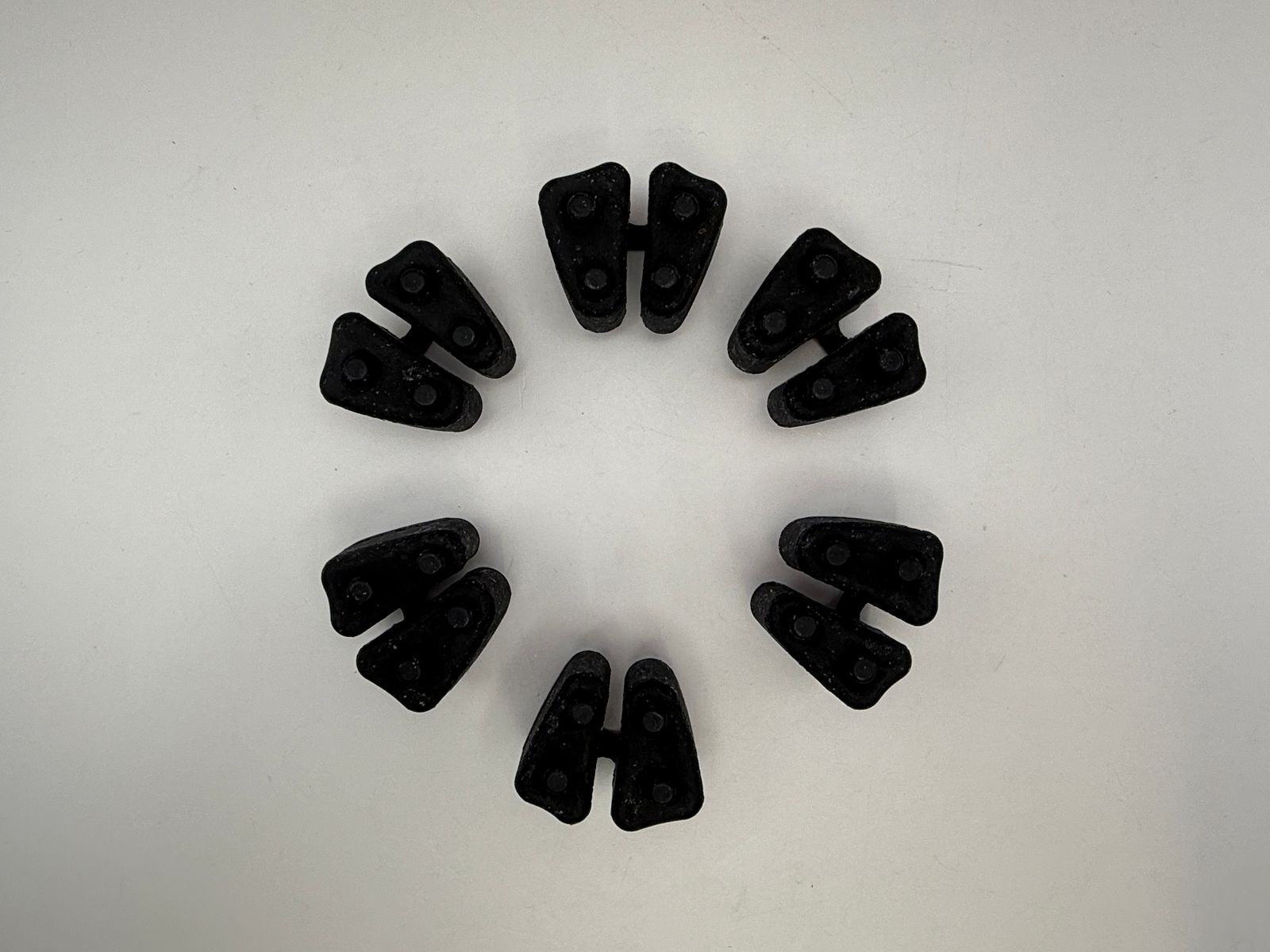 Sprocket Rubbers - 489191T image