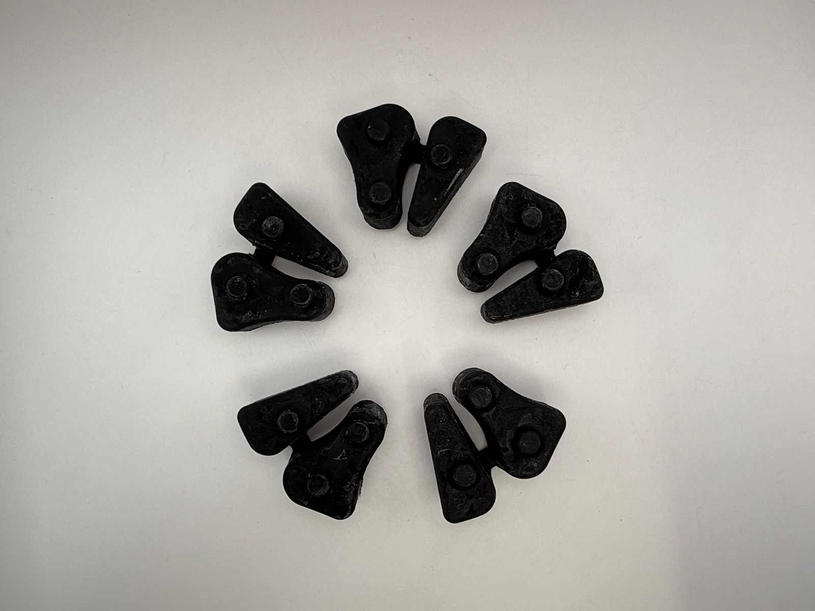 Sprocket Rubbers - 489197T image