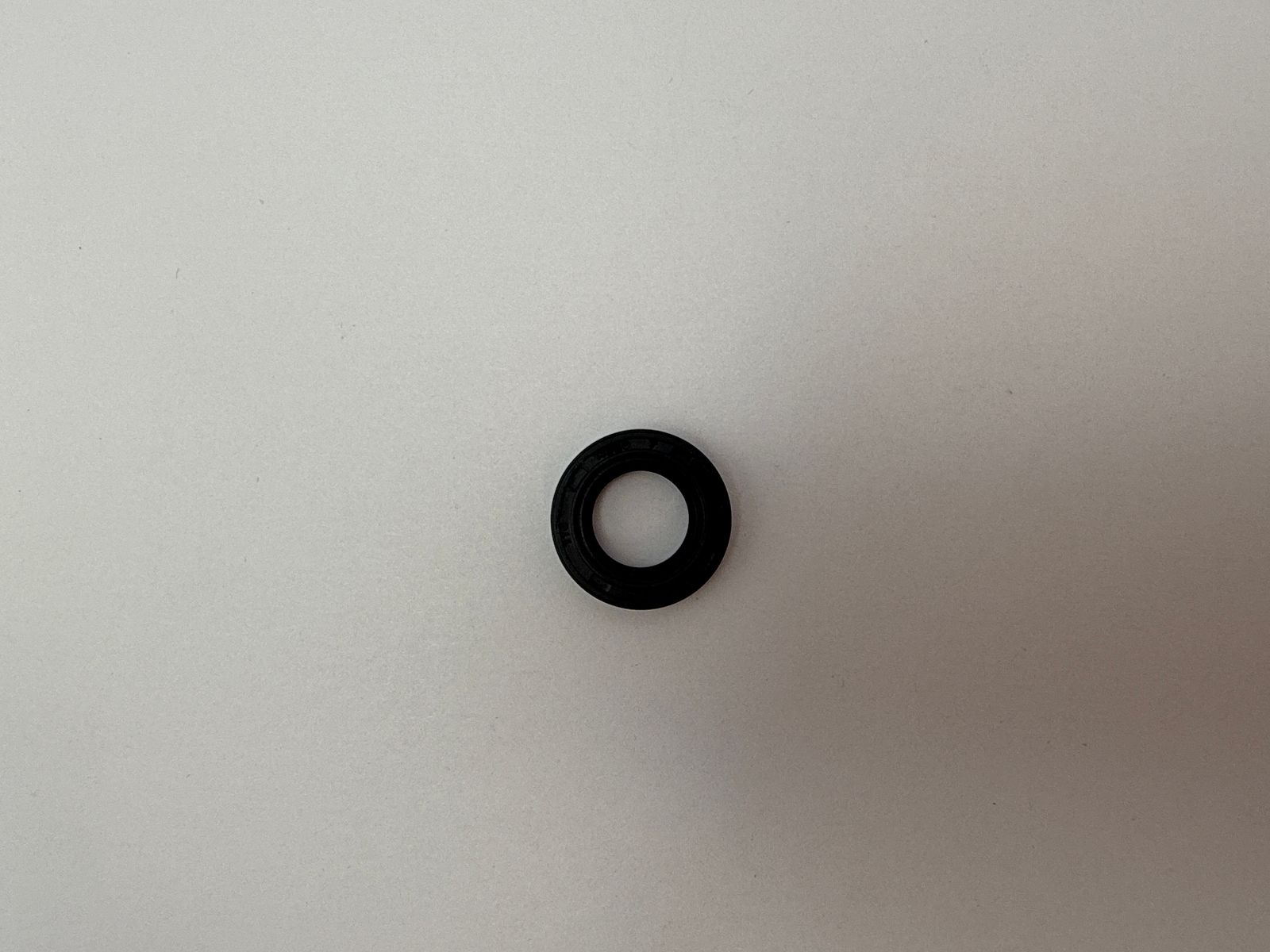 Oil Seals - 511615H image