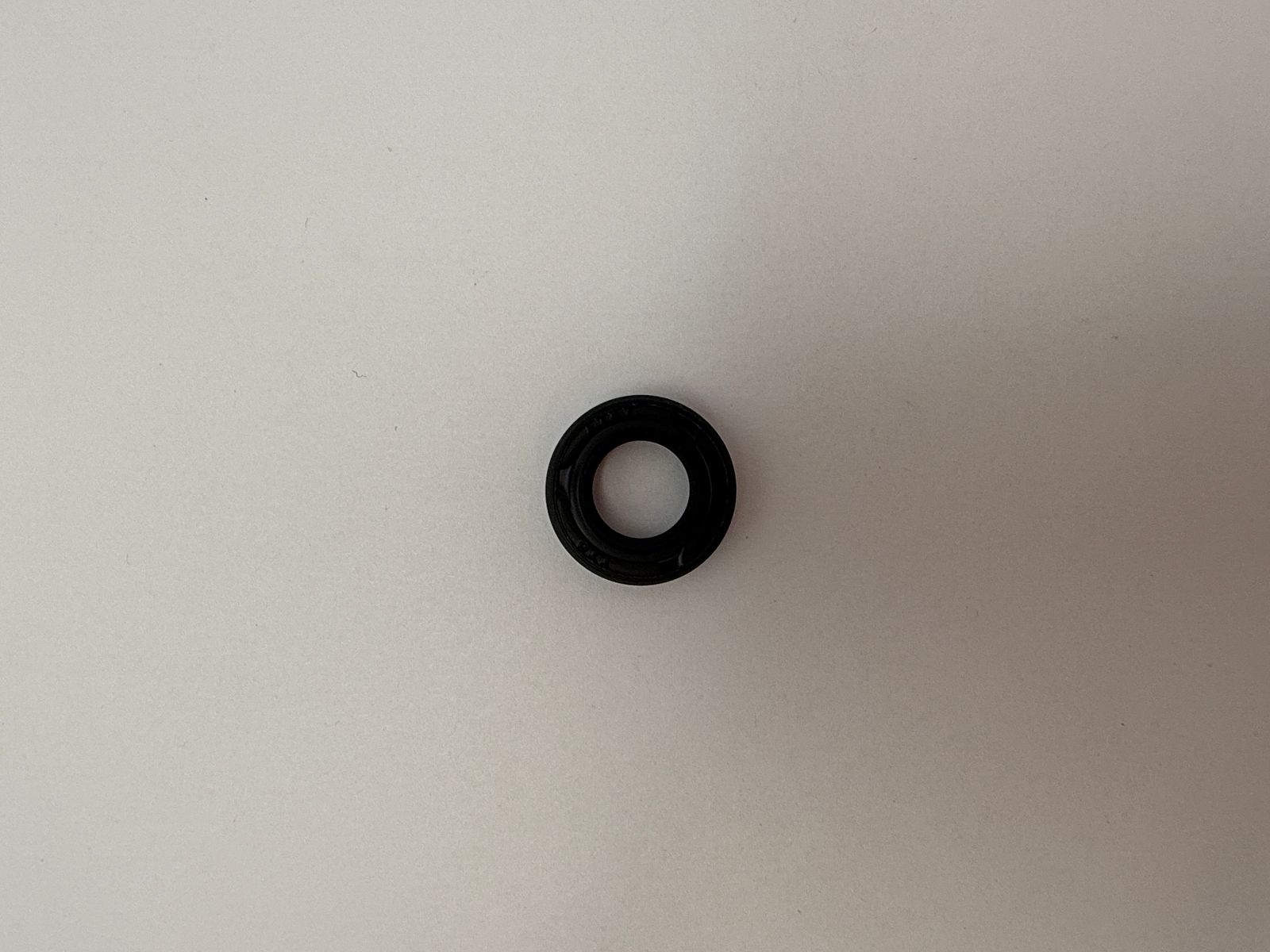 Oil Seals - 511712H image