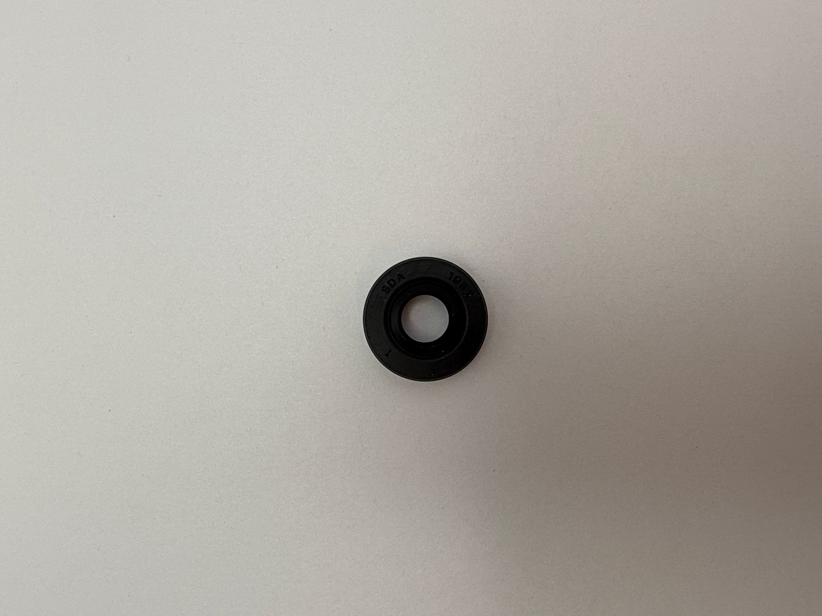 Oil Seals - 511819H image