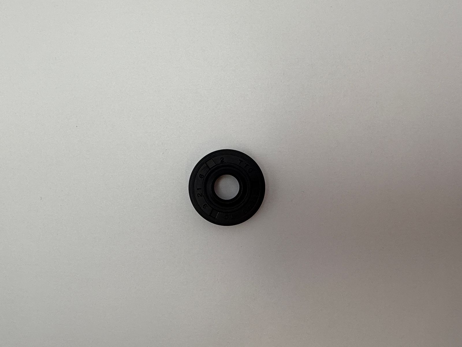 Oil Seals - 512105H image