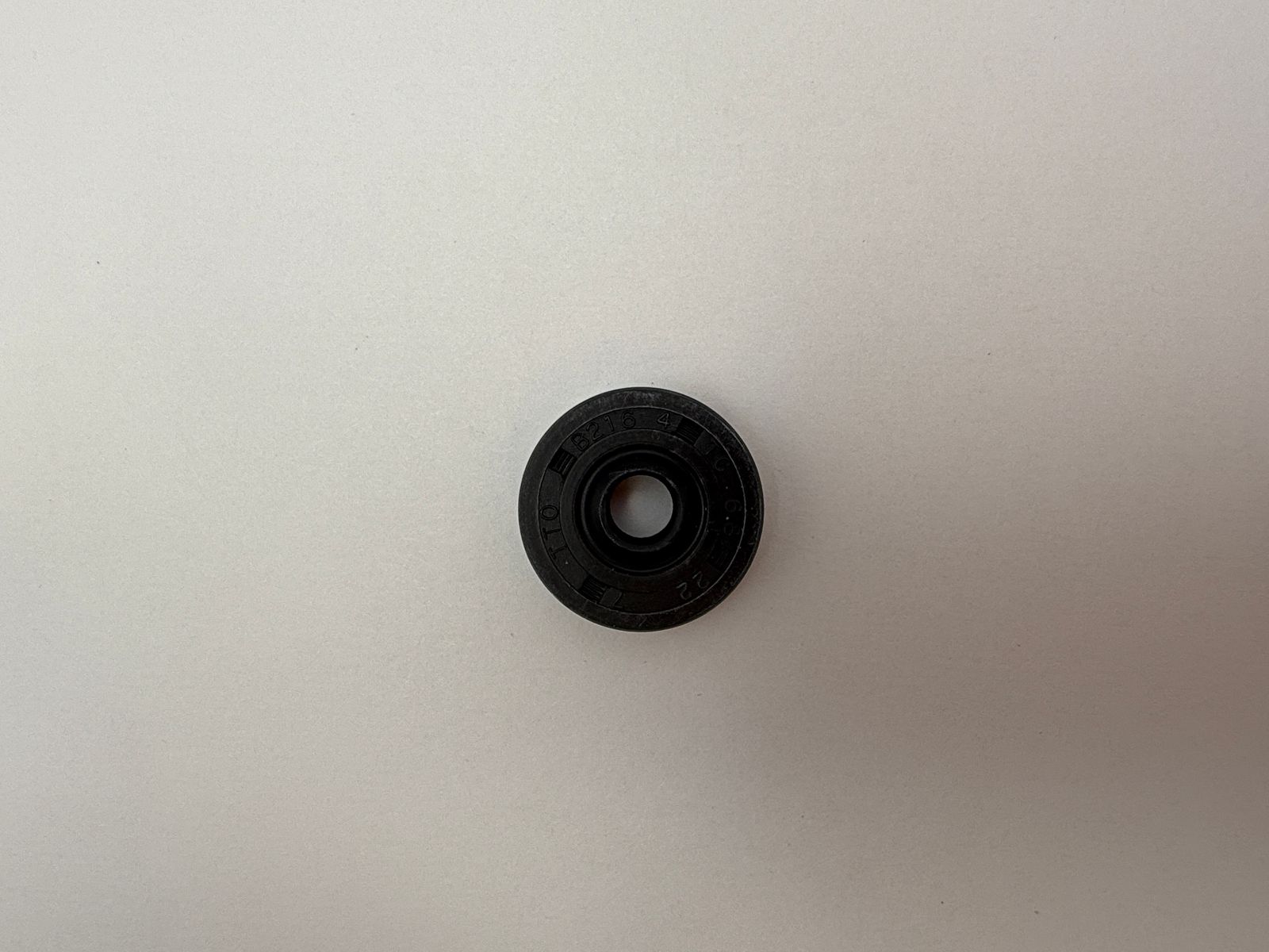 Oil Seals - 512210H image