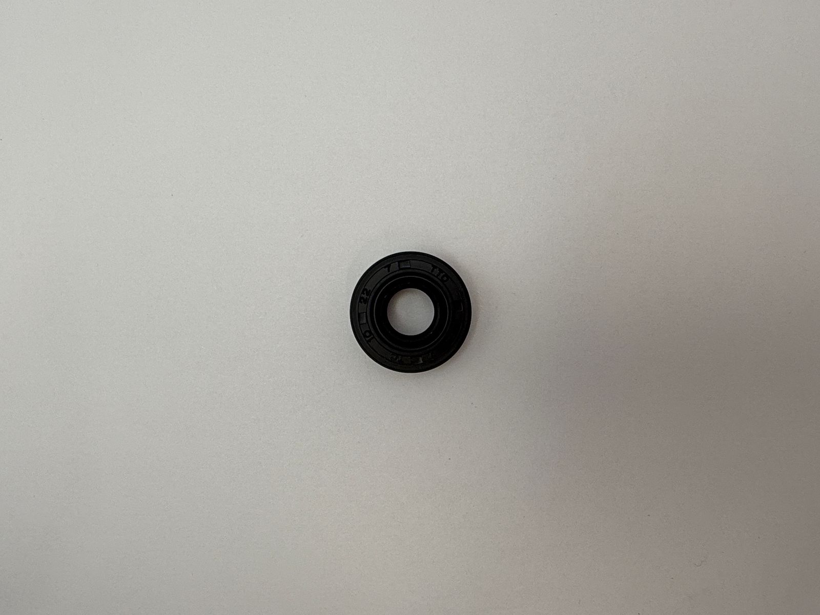 Oil Seals - 512220H image