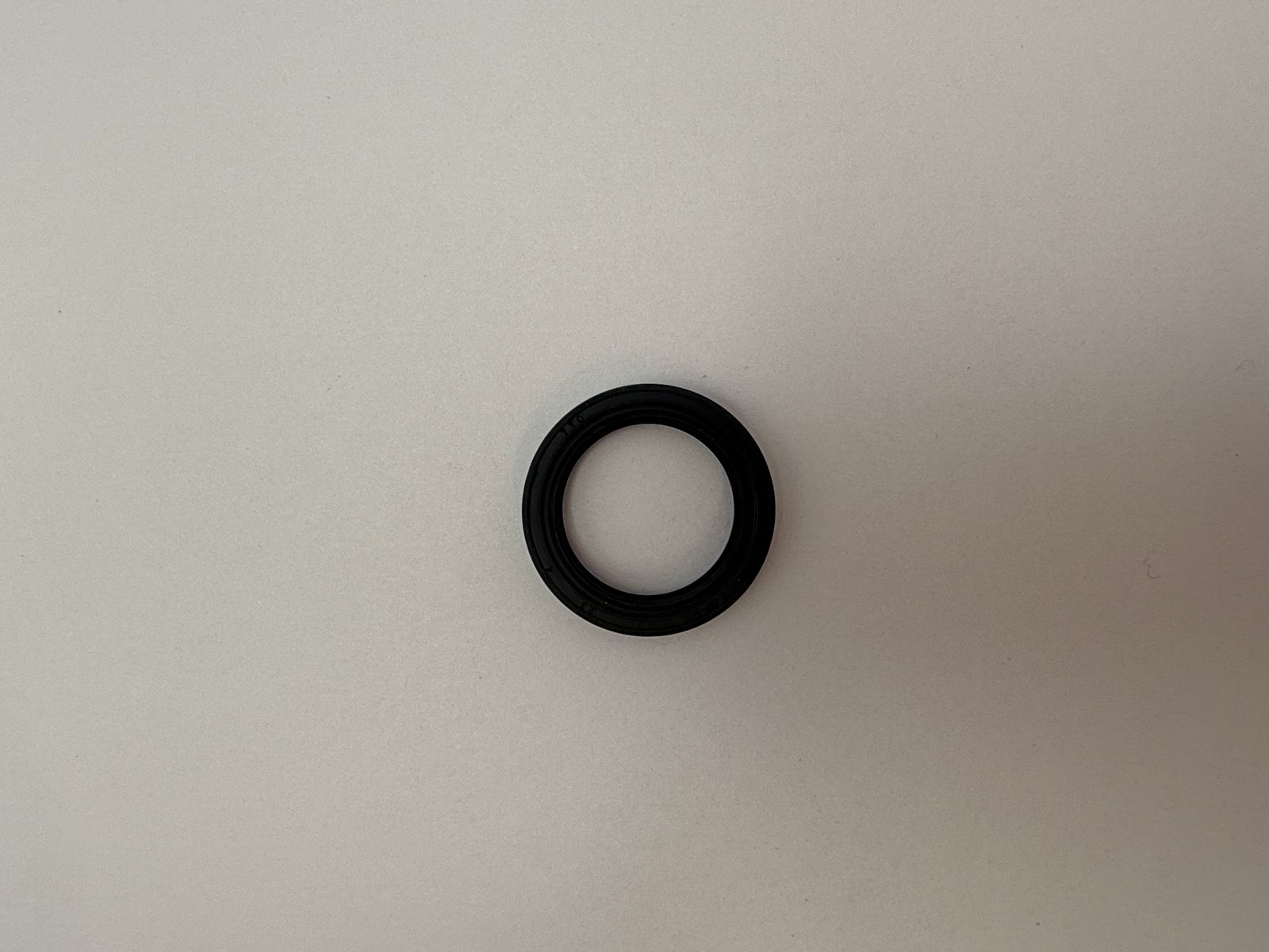 Oil Seals - 512320H image