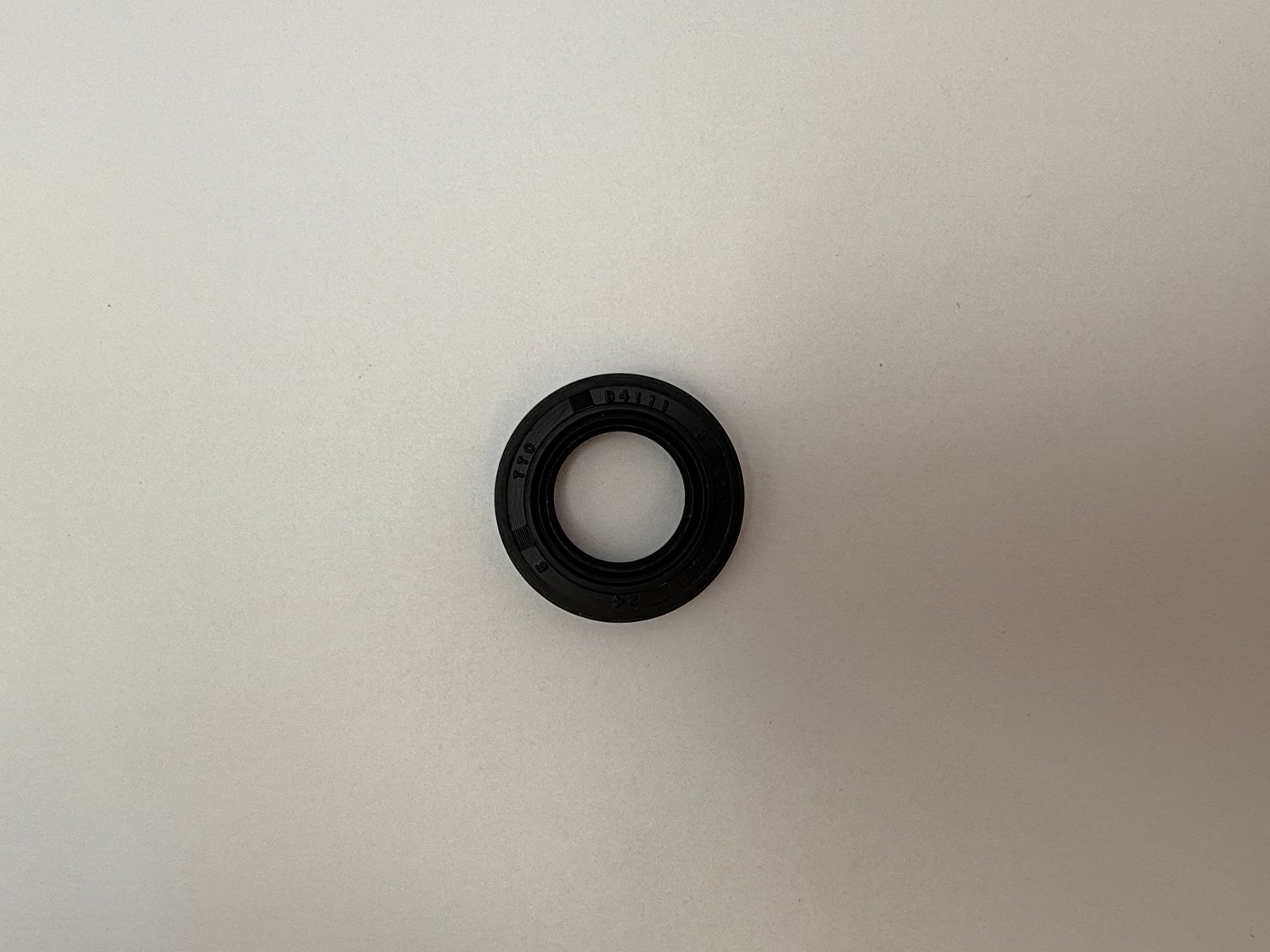 Oil Seals - 512440H image