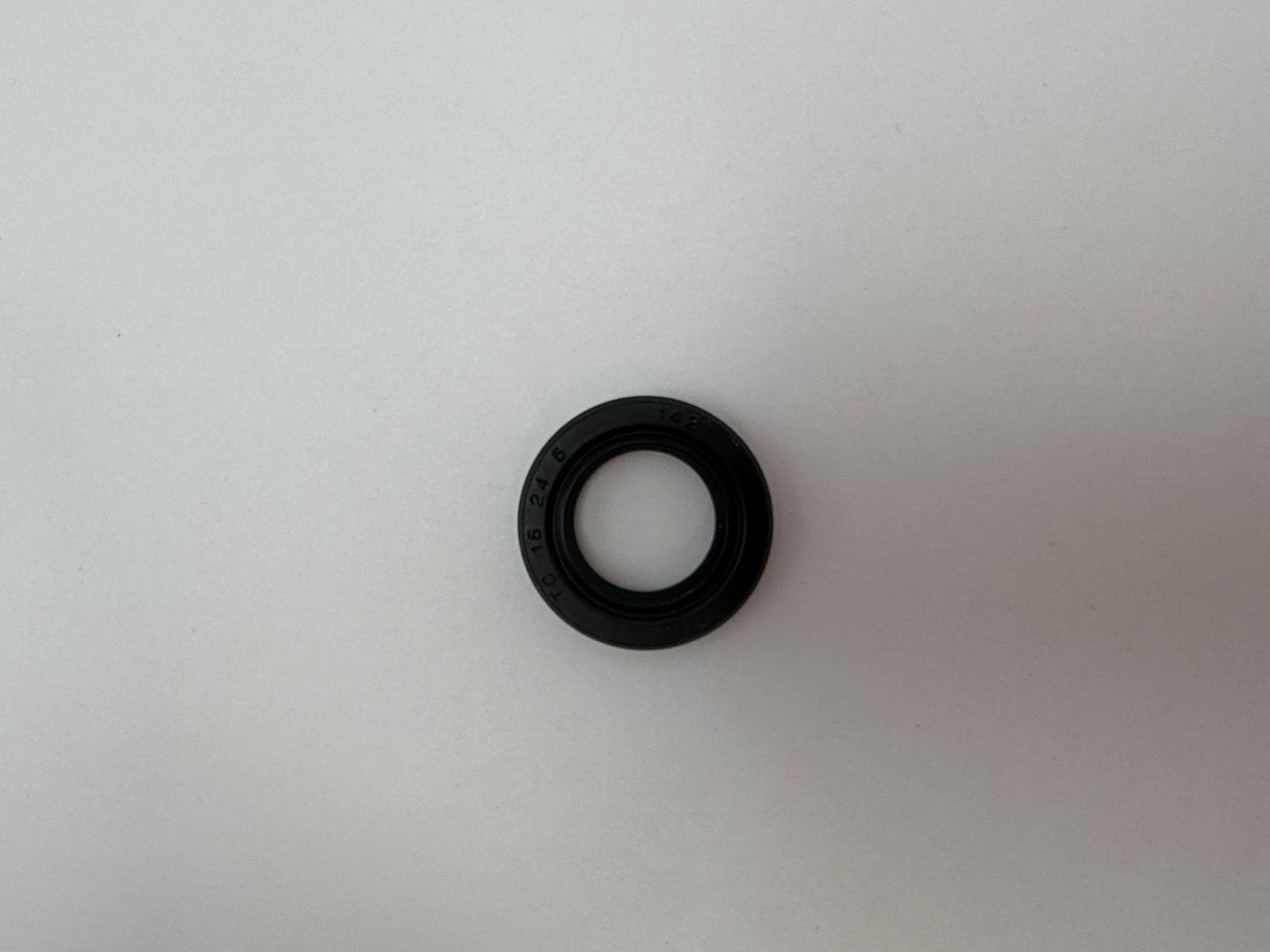 Oil Seals - 512455H image