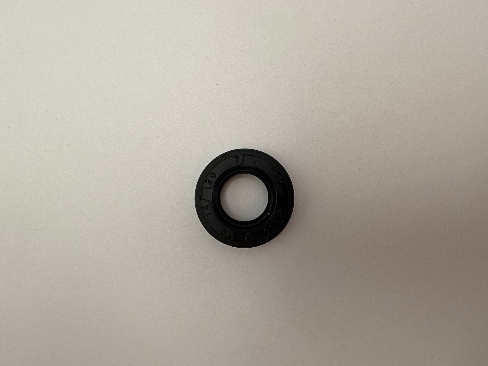 Oil Seals - 512620H image