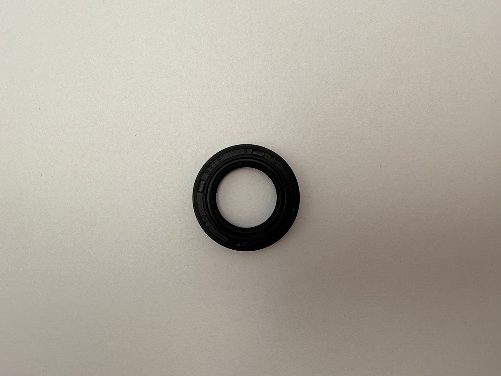 Oil Seals - 512720H image