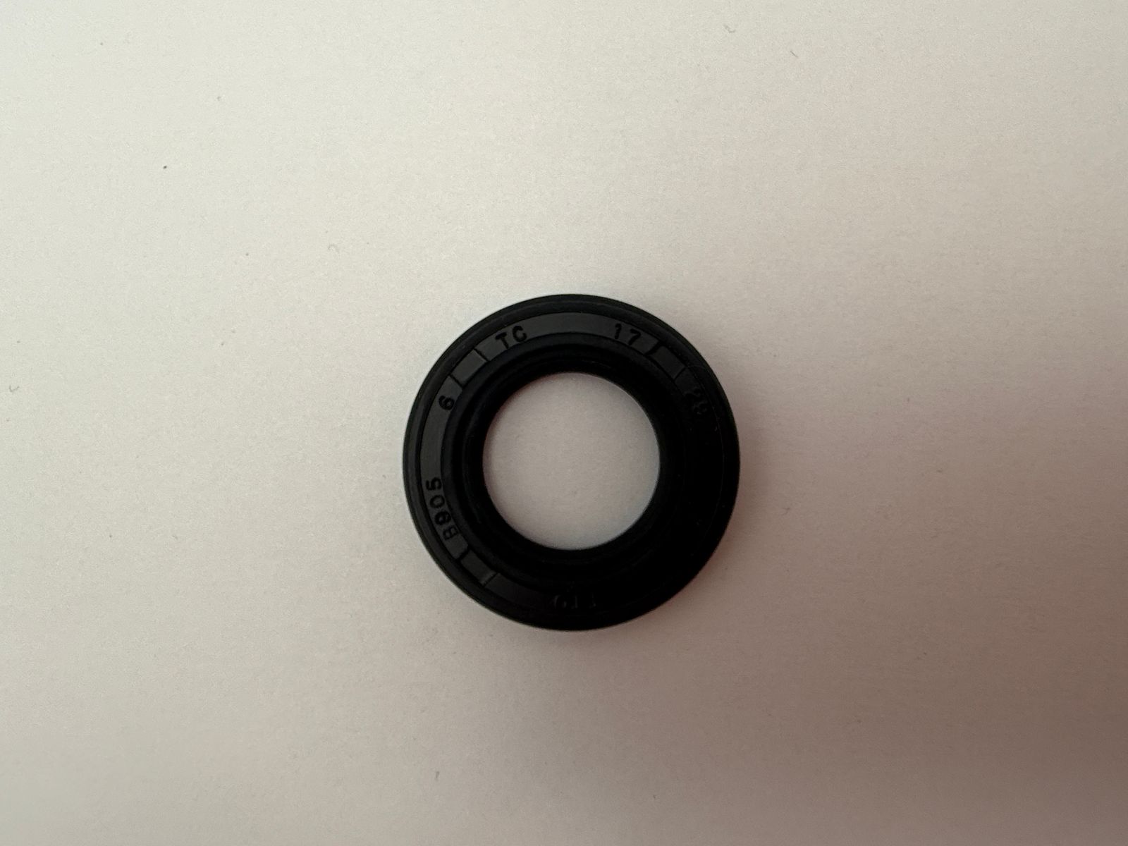 Oil Seals - 512920H image