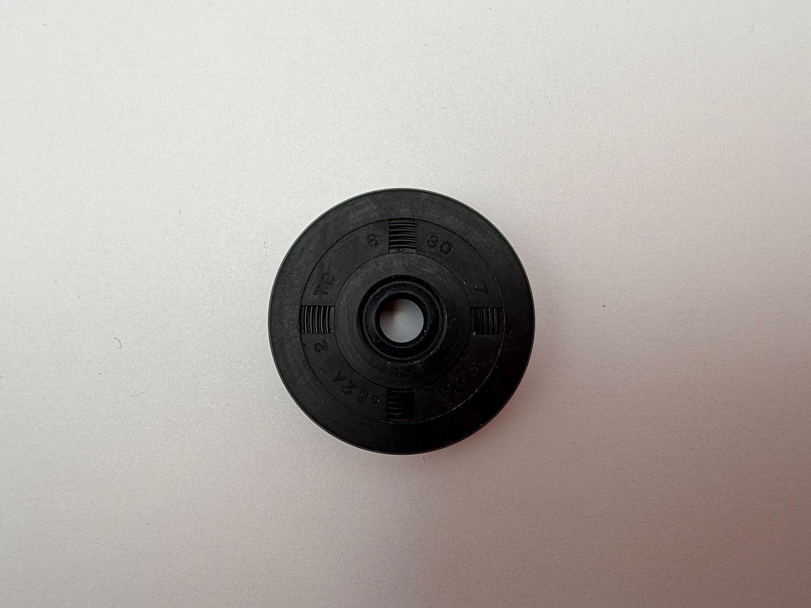 Oil Seals - 513005H image