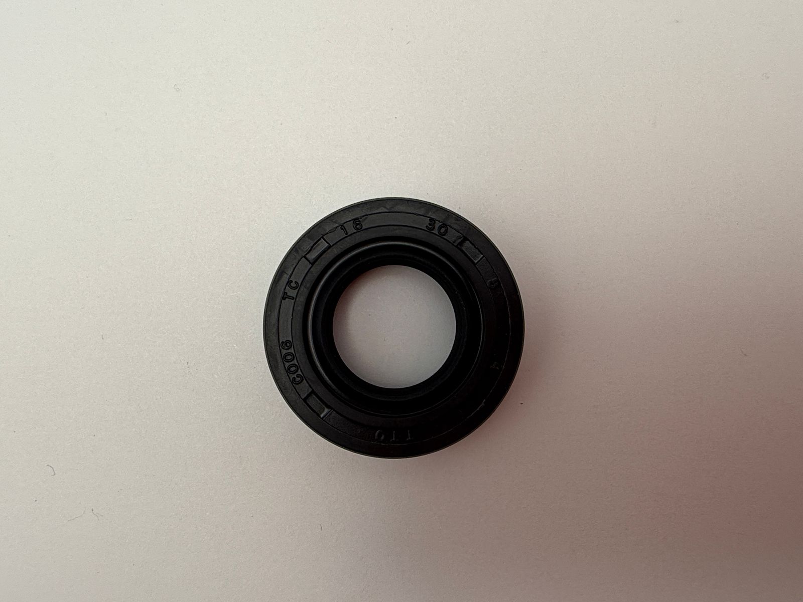 Oil Seals - 513028H image