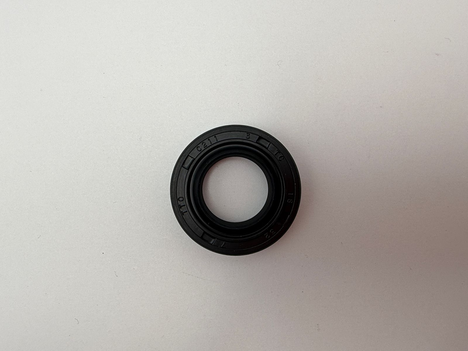 Oil Seals - 513220H image