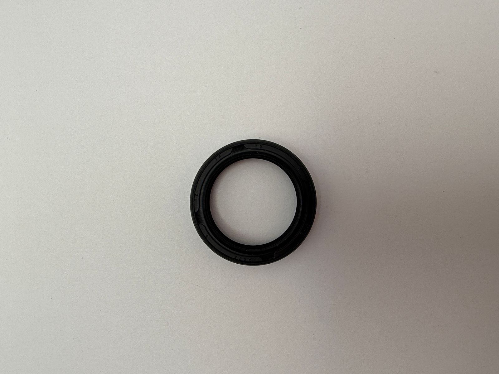Oil Seals - 513260H image