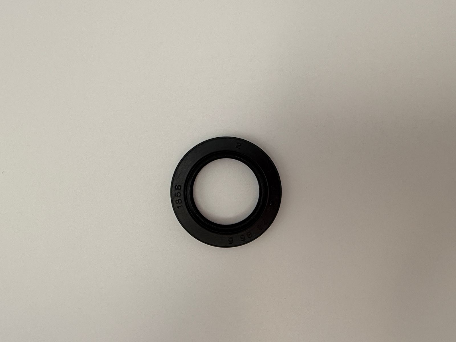 Oil Seals - 513545H image