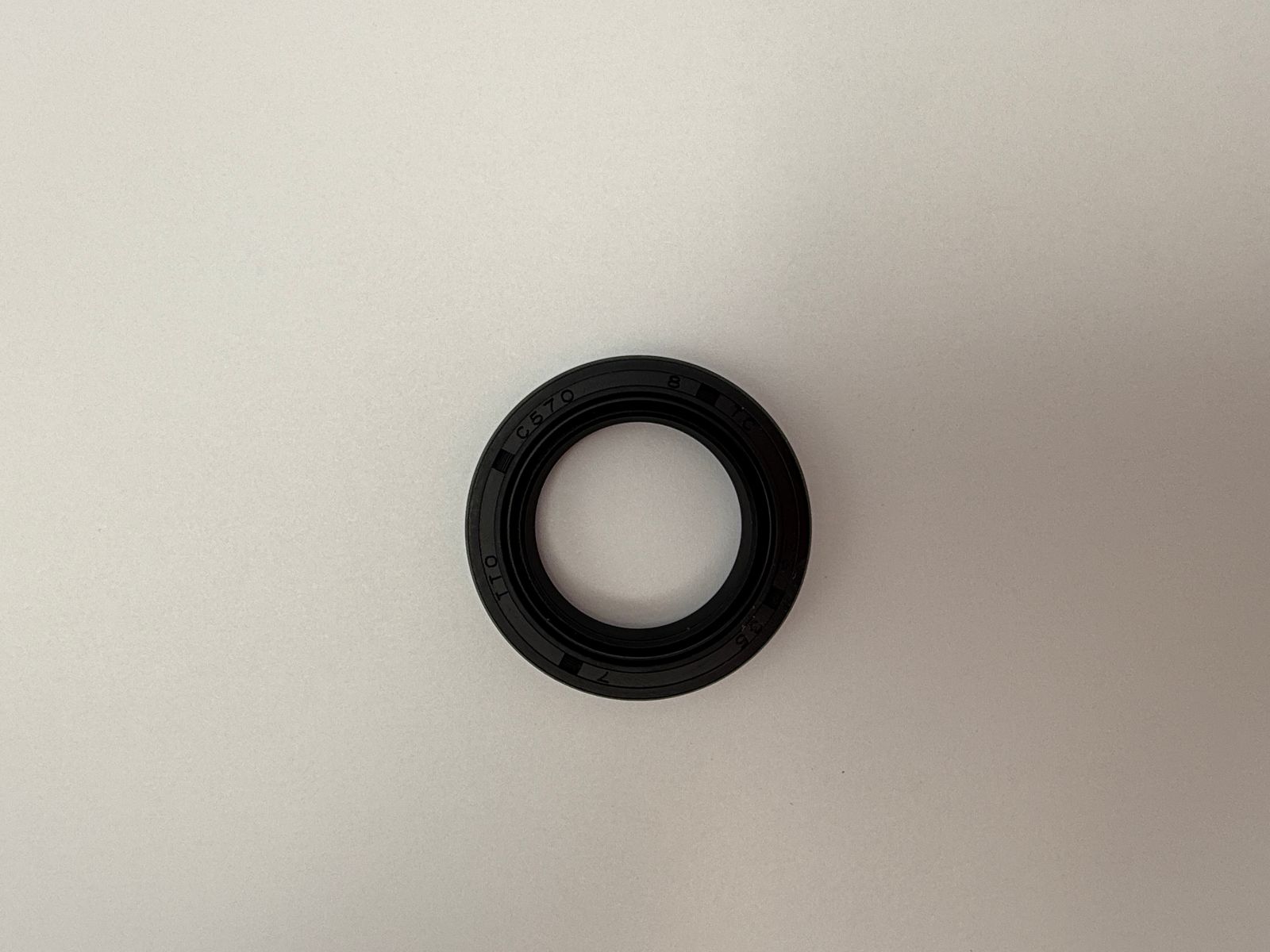 Oil Seals - 513548H image