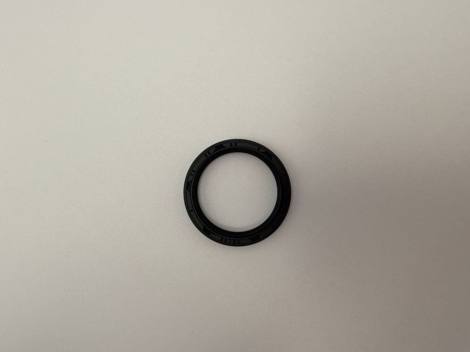 Oil Seals - 513570H image