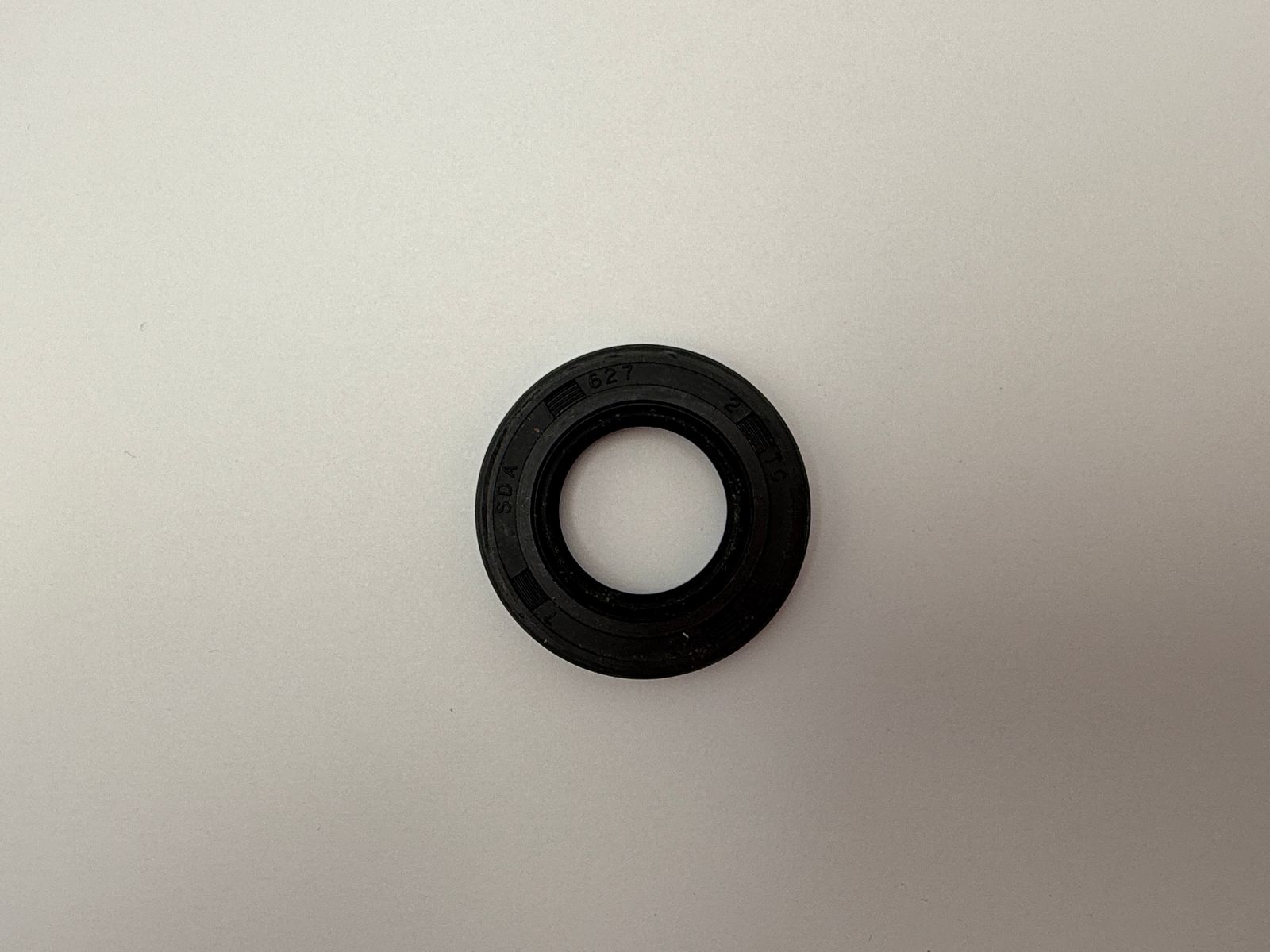 Oil Seals - 513625H image
