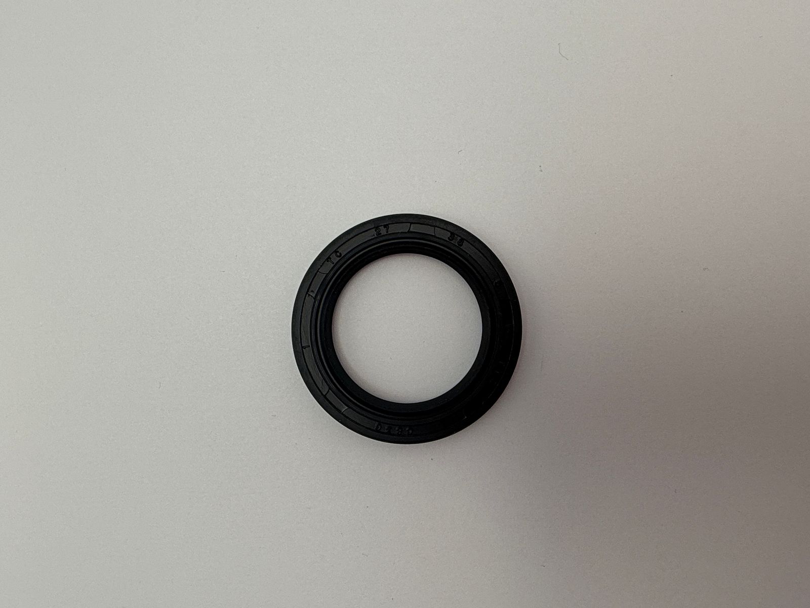 Oil Seals - 513842H image