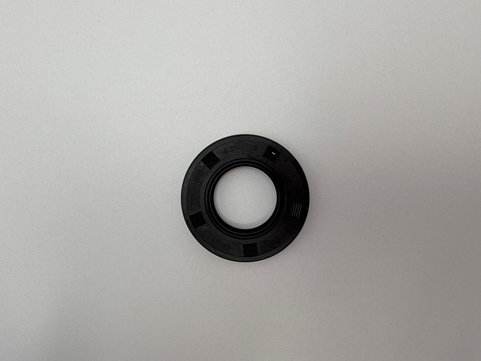 Oil Seals - 514320H image