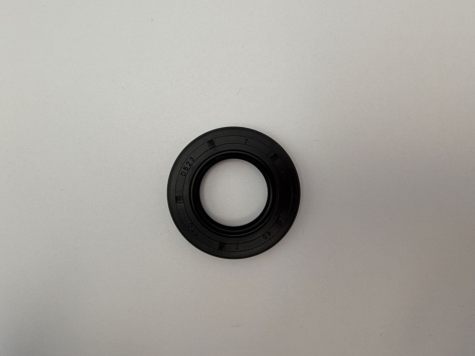 Oil Seals - 514525H image