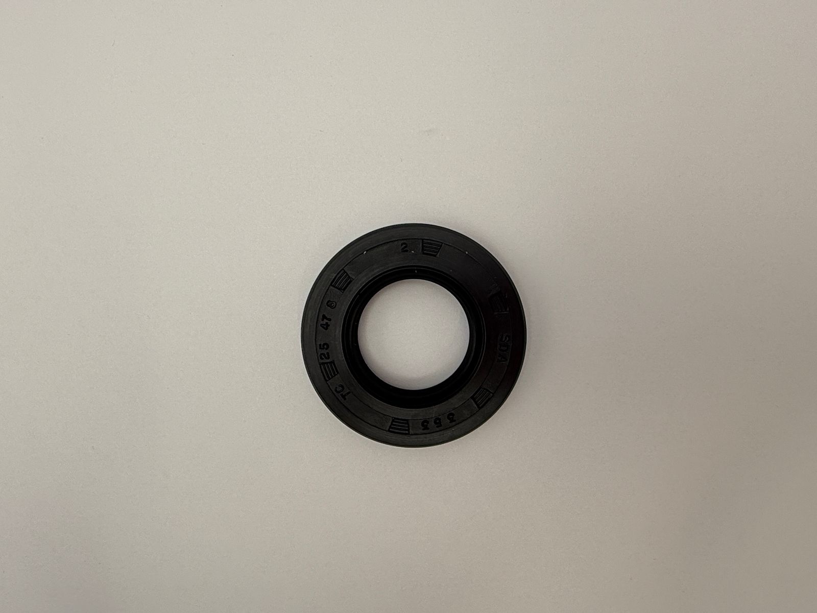 Oil Seals - 514737H image