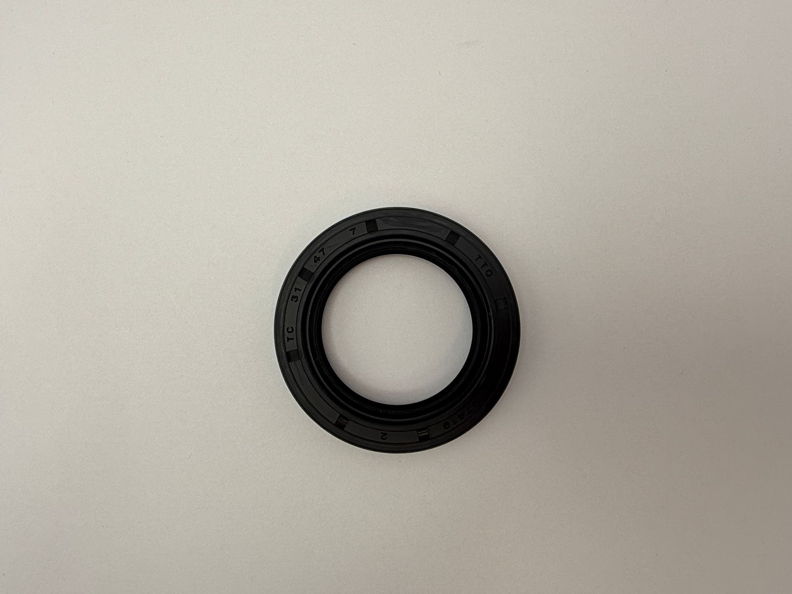 Oil Seals - 514770H image