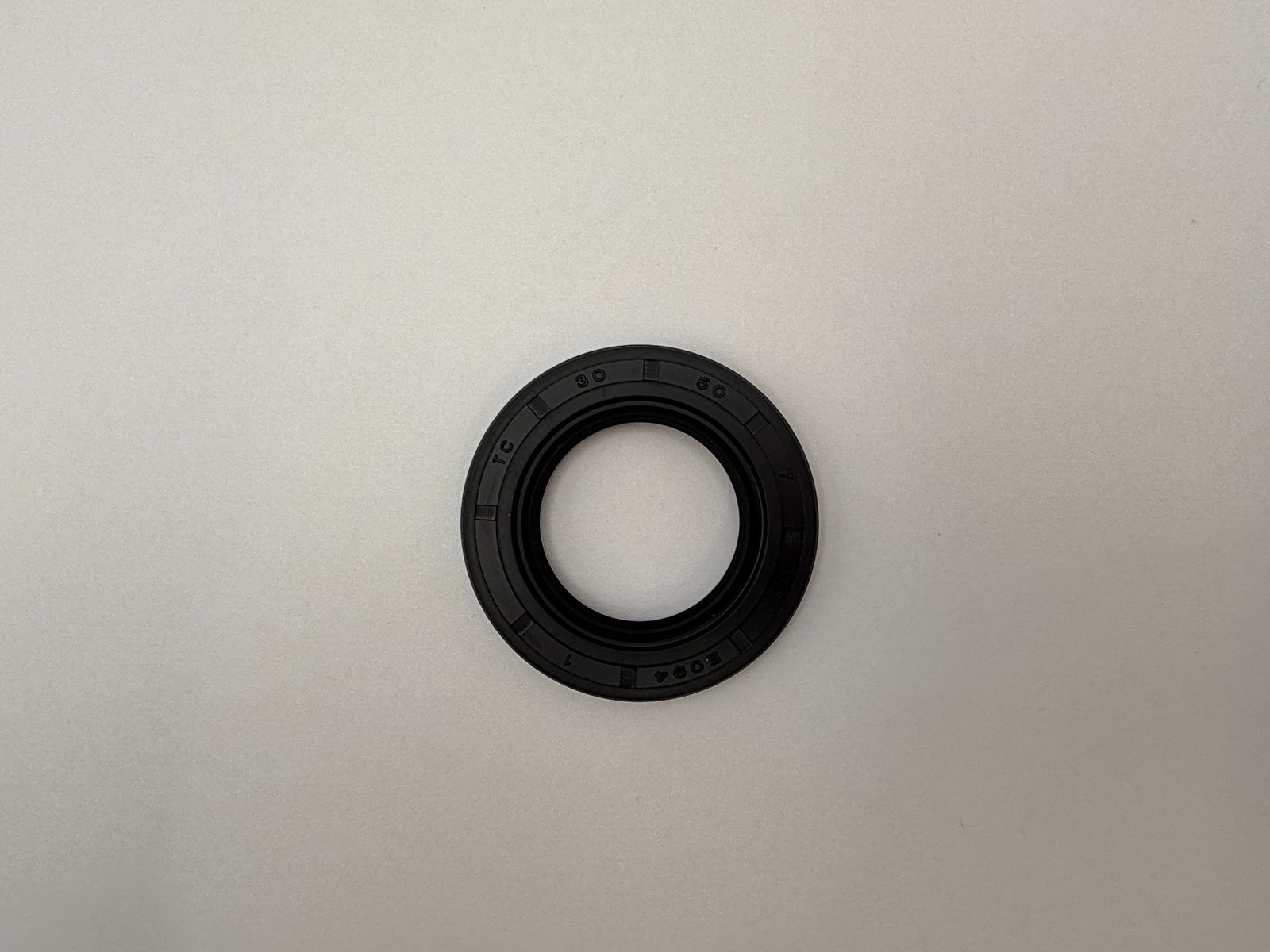 Oil Seals - 515055H image