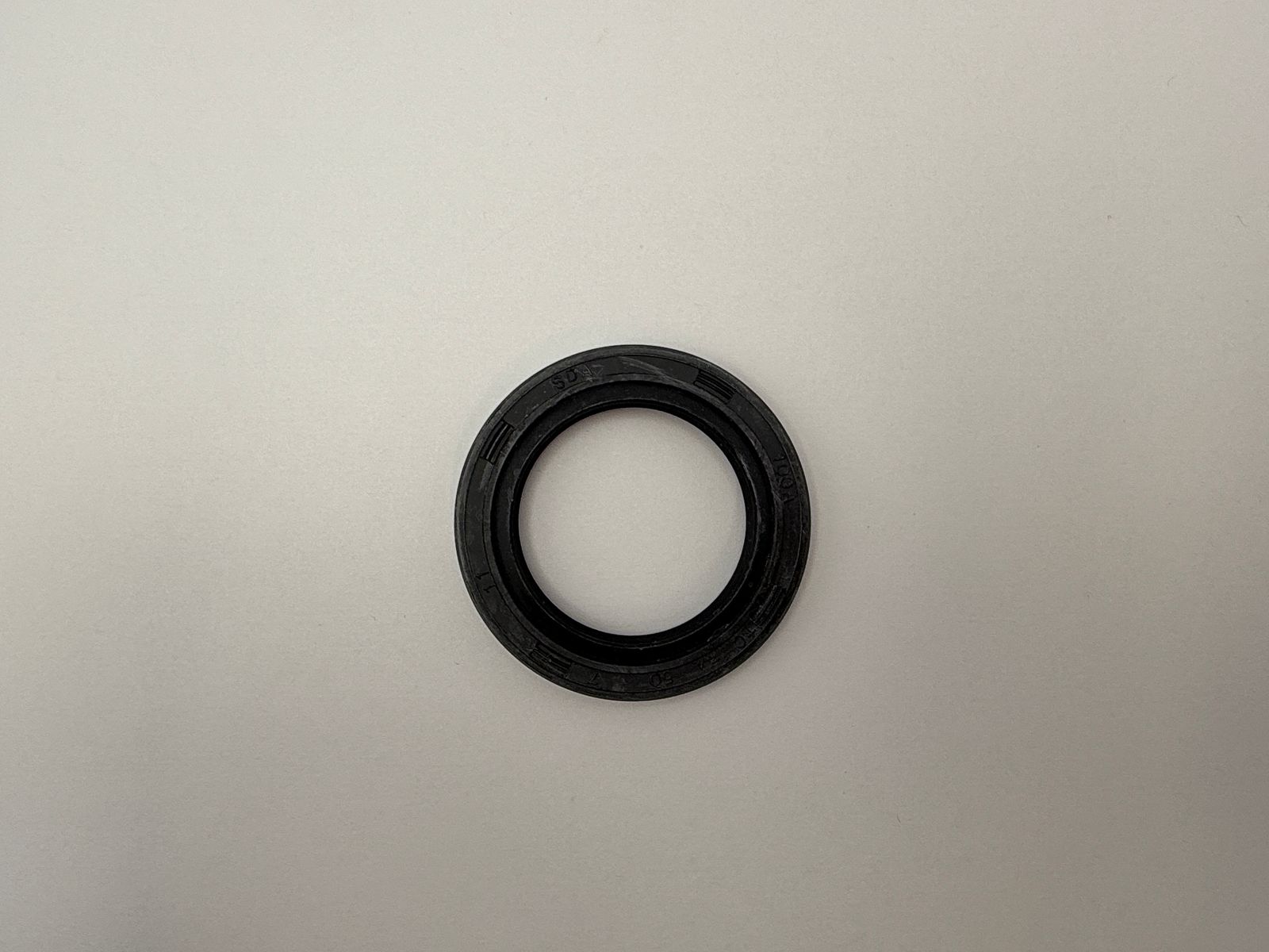 Oil Seals - 515062H image