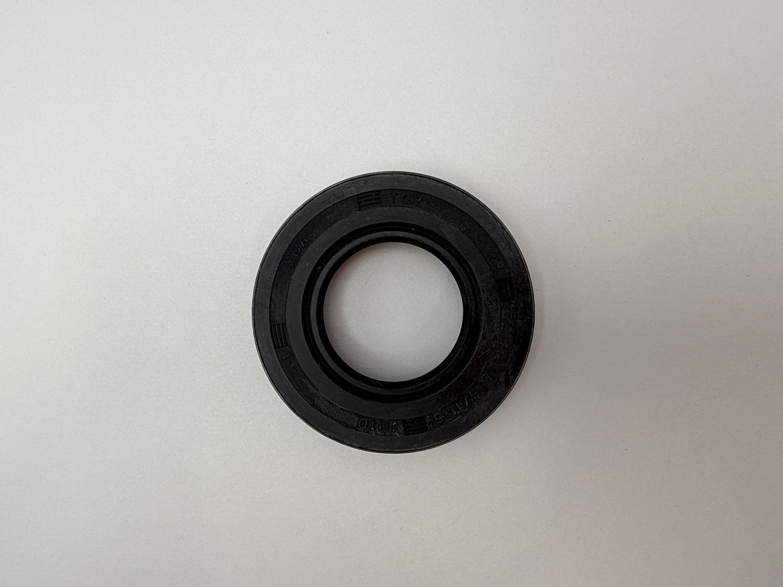 Oil Seals - 515240H image