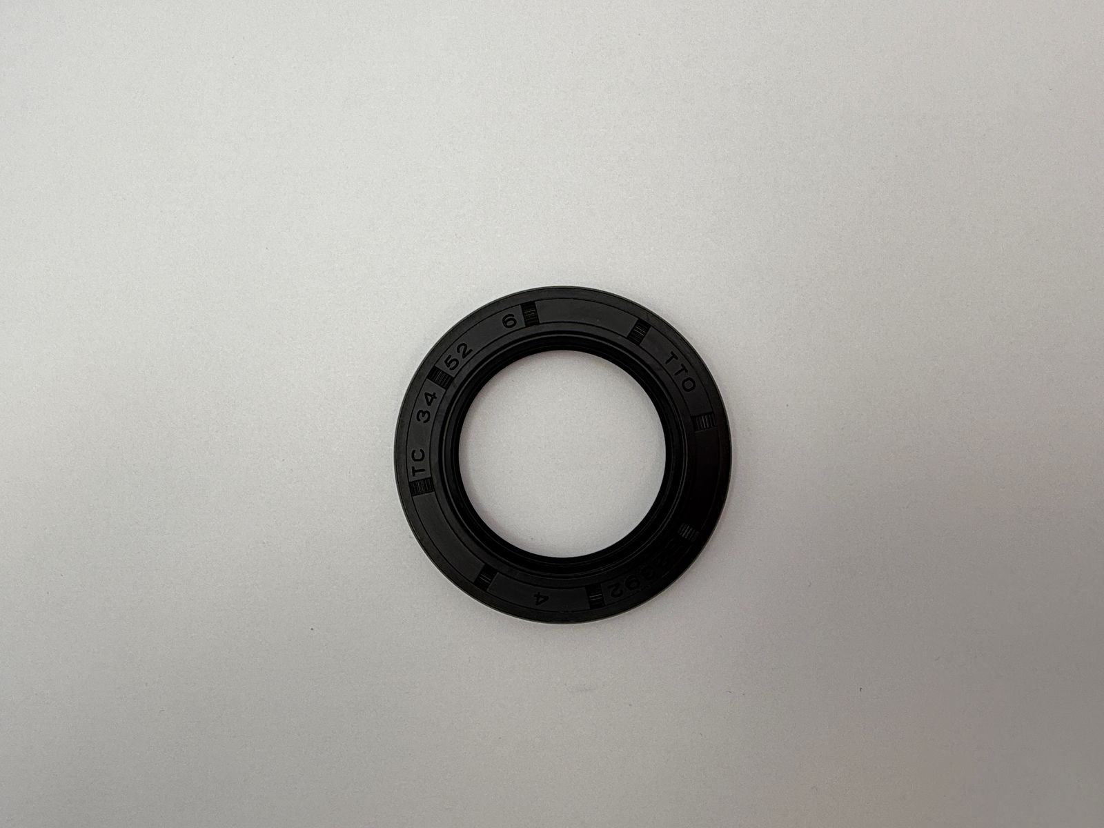 Oil Seals - 515265H image