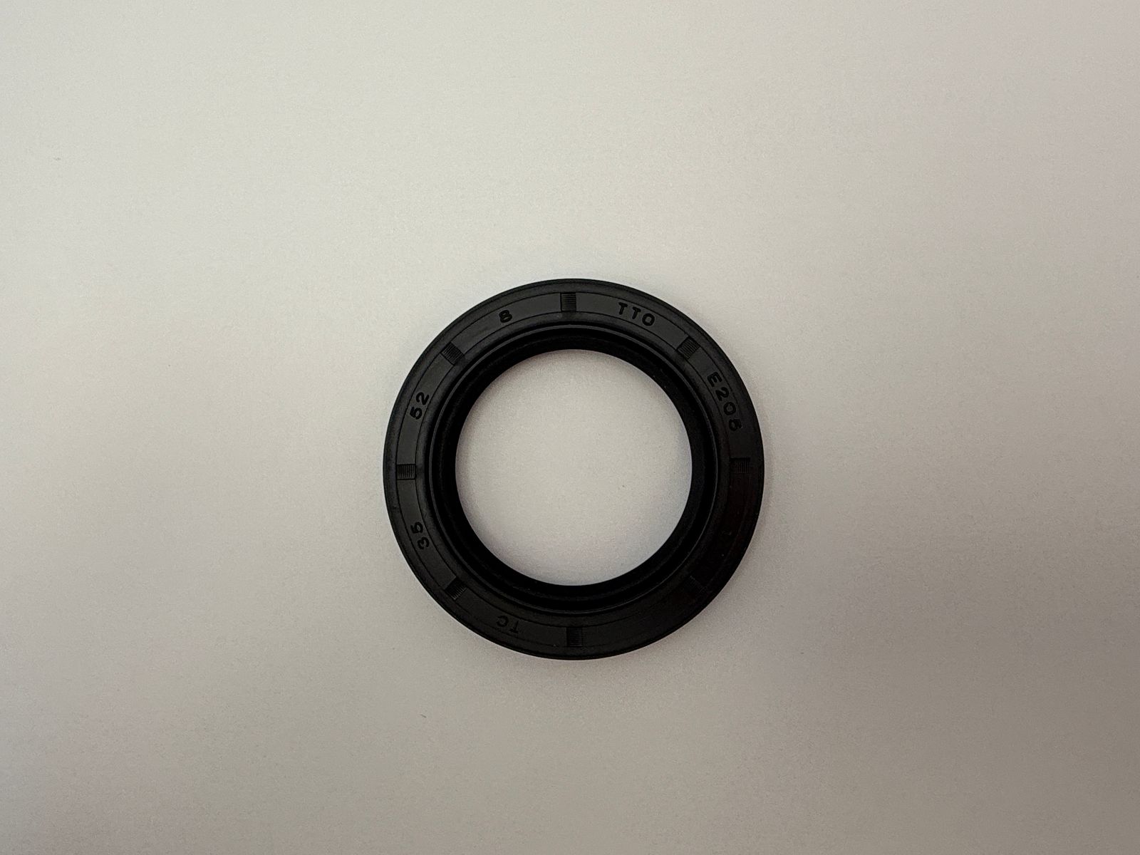 Oil Seals - 515279H image