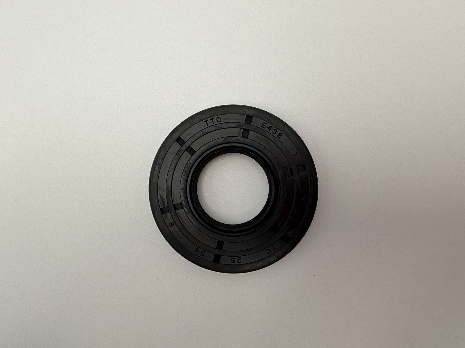 Oil Seals - 515425H image