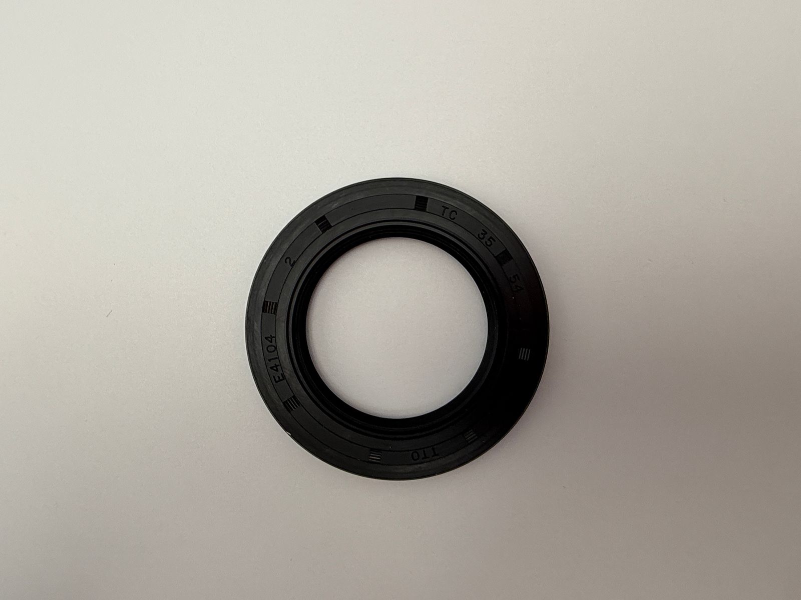 Oil Seals - 515440H image