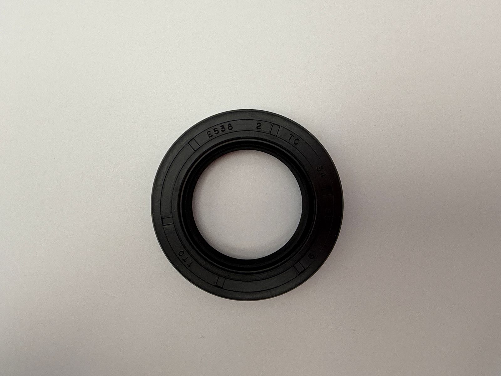Oil Seals - 515545H image