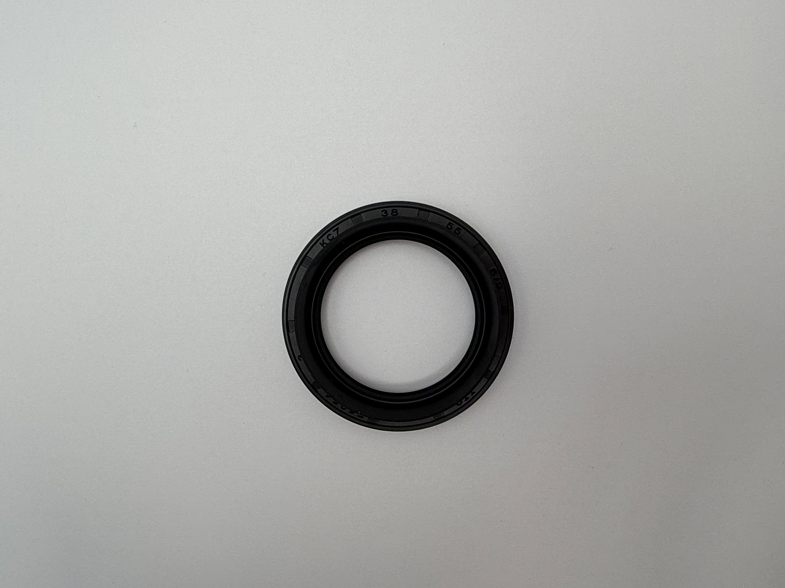 Oil Seals - 515567H image