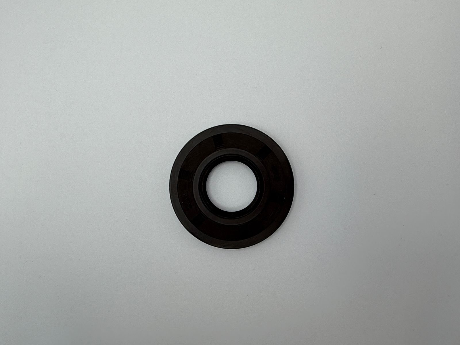 Oil Seals - 515625H image